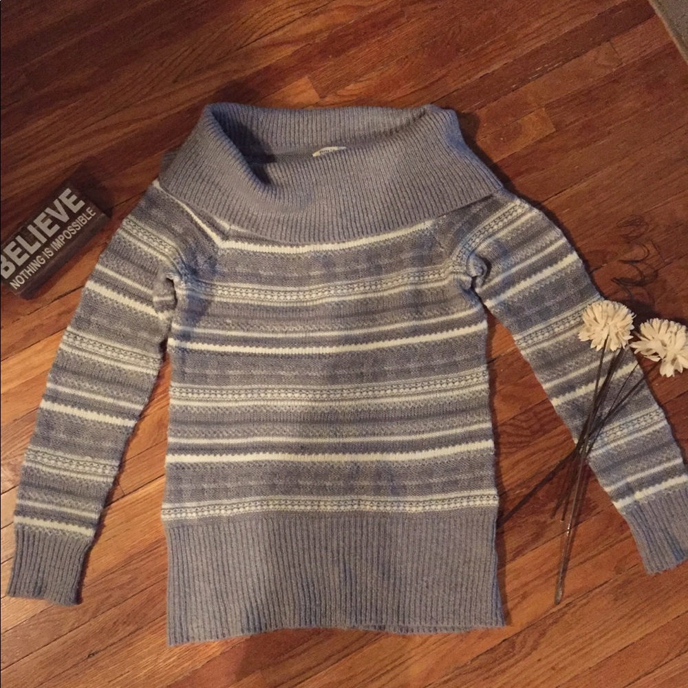 White House Black Market sweater